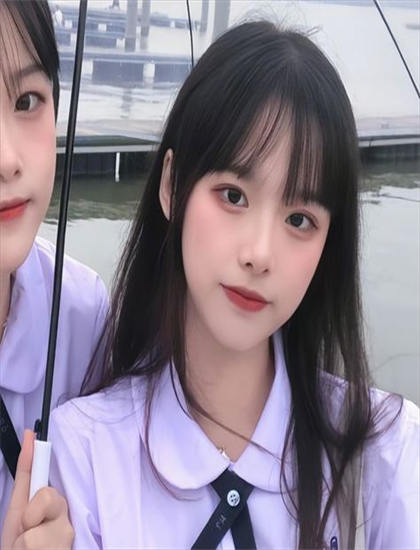 《麦当娜和她的早餐俱乐部》象征隐喻解析：符号意义与深层寓意探讨